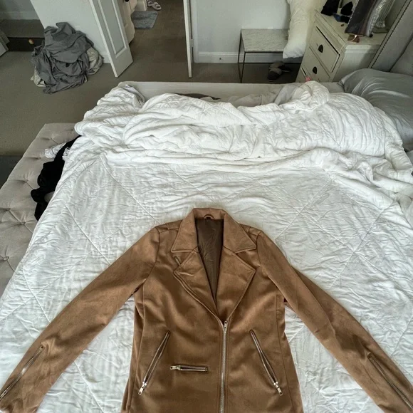Women's Camel Faux suede Jacket XL - Picture 2 of 4